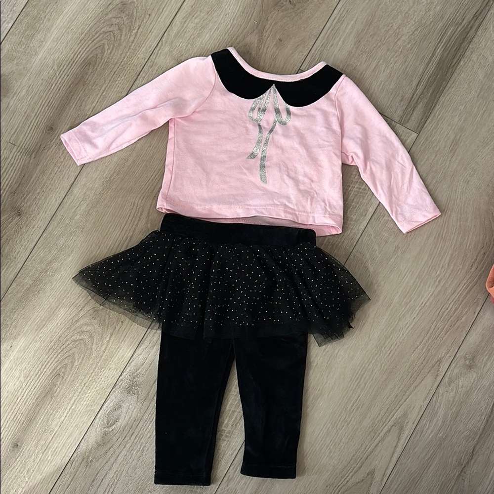Truly Scrumptious Heidi Klum Pink and Black baby Outfit